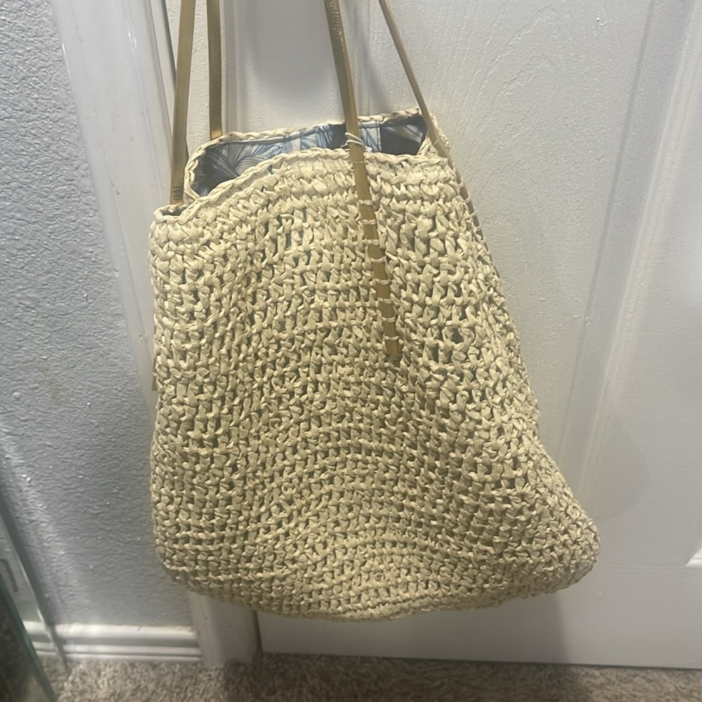 Woven Tommy Bahama Tan Tote Bag - Picture 4 of 6